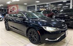 کرایسلەر 200